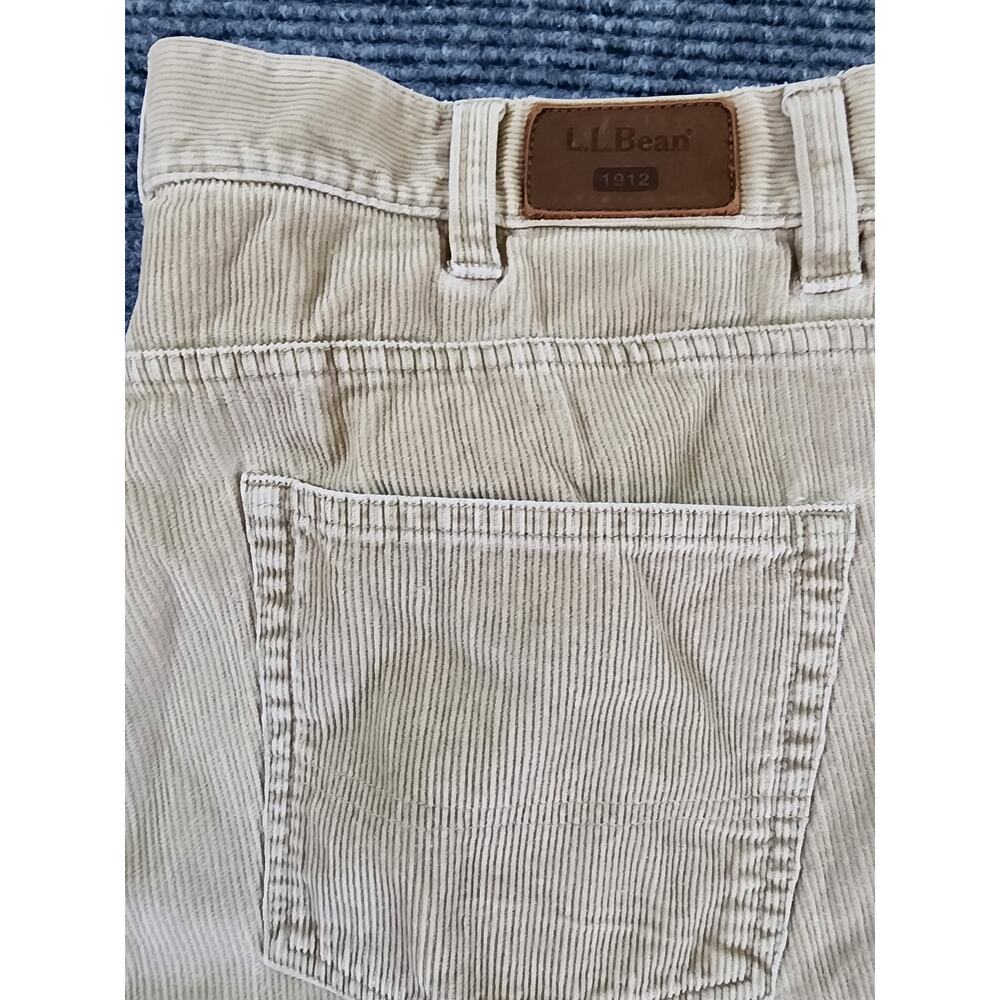 L. L. Bean Men's 36x32 Tan Corduroy Pants Standard Fit 5-Pocket Cotton Casual - Picture 2 of 12